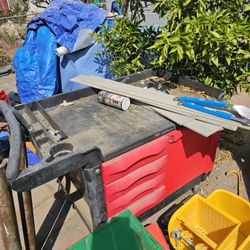 Rubbermaid Tool Cart 