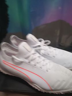 Brand New Pumas Sz 12