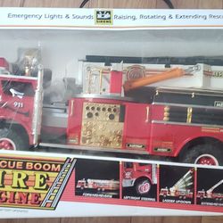 Vintage 1988 Remote Control 27in Fire Engine