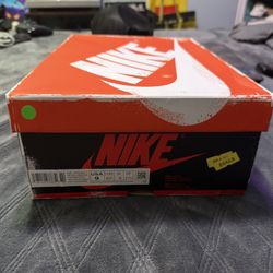 Jordan 1 Retro High OG Chicago Lost and Found