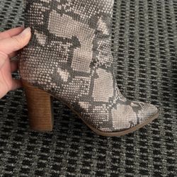 Women’s Boots 
