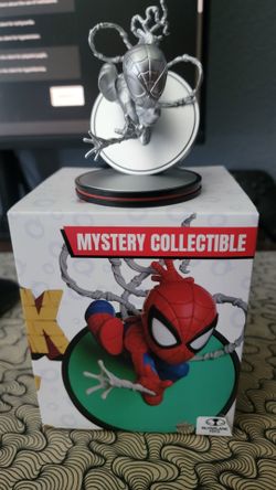 Rare Marvel Spiderman Q-Fig Mcfarlane Mystery Box