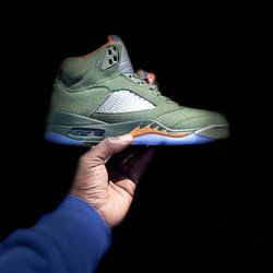 Jordan 5 Olive (size 13)