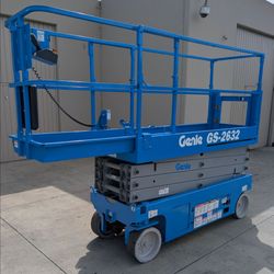 2015 Genie GS-2632 Electric Scissor Lift (205 Hours)