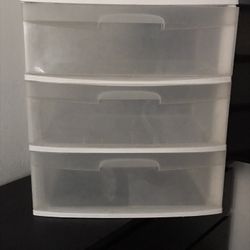 3 Plastic Drawers 