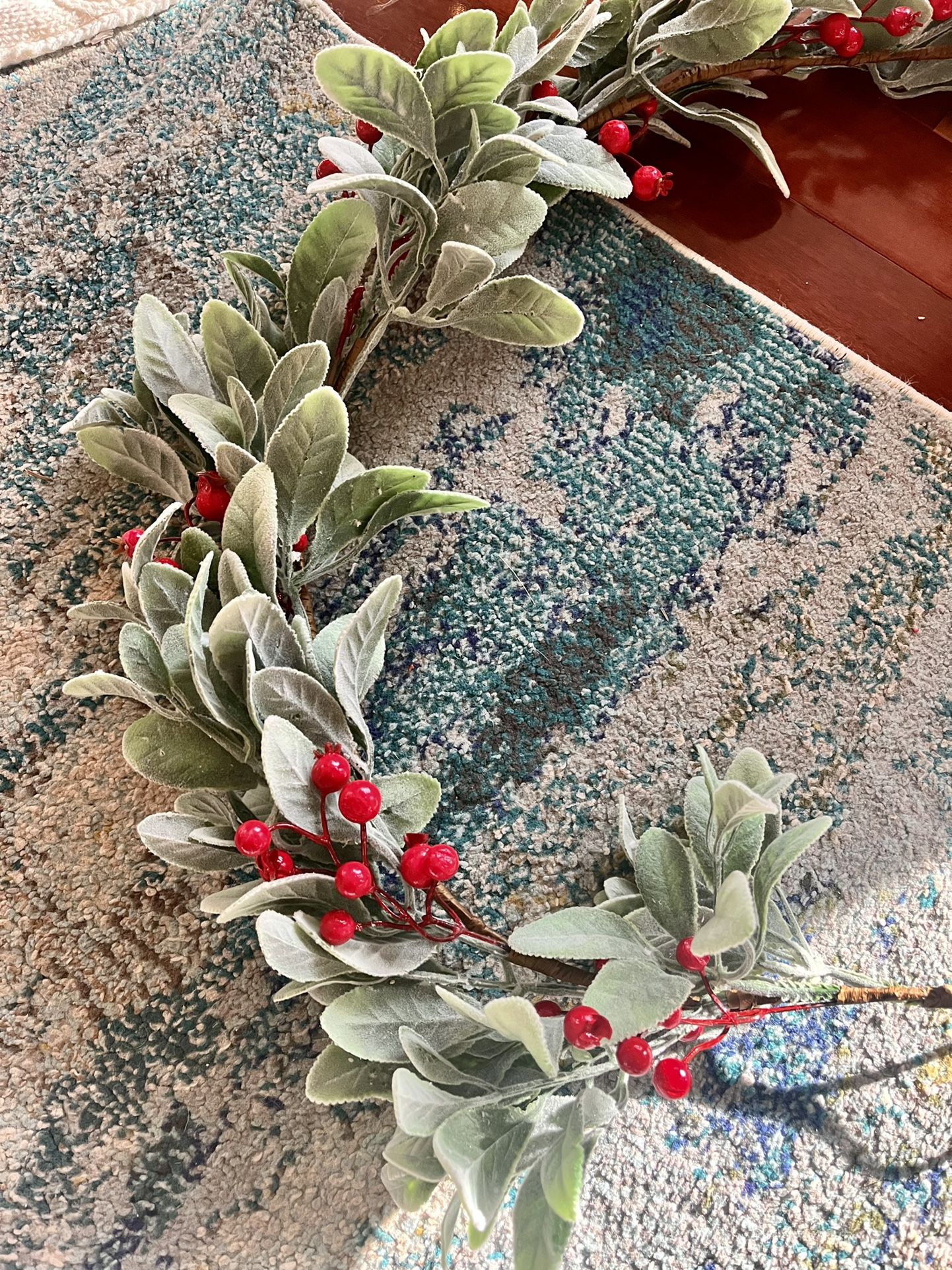 New Faux Rabbit Fur And Berry Garland 70”