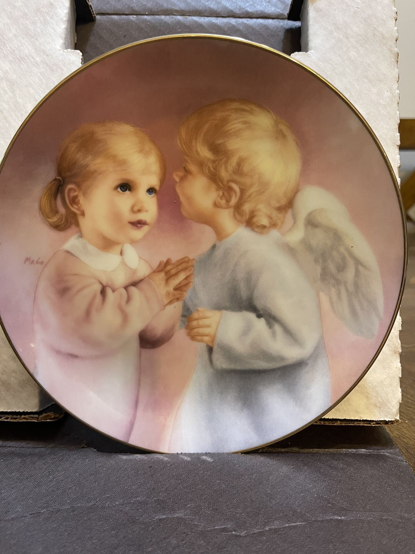 Rare Discontinued Angel’s Kiss By Mago