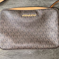 Michael Kors Purse 