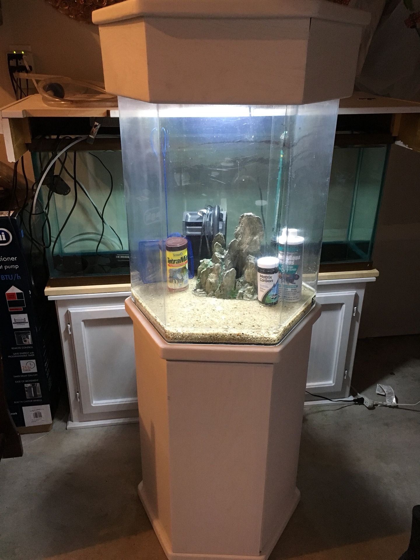 Hexagon Aquarium With Stand and Hood for Sale in Bonney Lake, WA OfferUp
