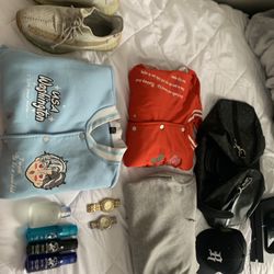 Selling Everything (READY DESCRIPTION) Local Pickup 