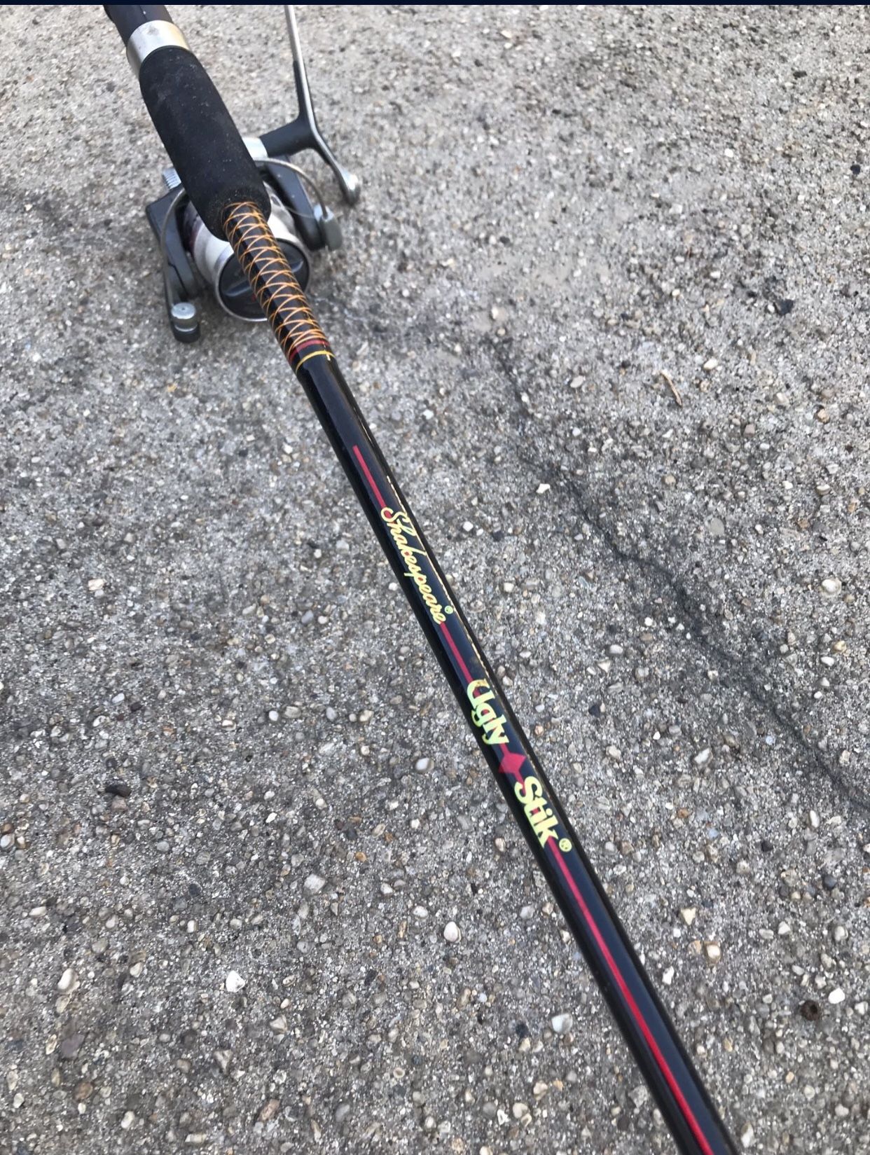 Shakespeare UGLY STIK rod PENN Reel