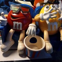 M&Ms Candy Dispenser