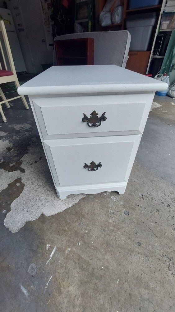 White Nightstand / End Table With Glass Top