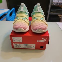 Kids Puma Sneakers (Slip On)