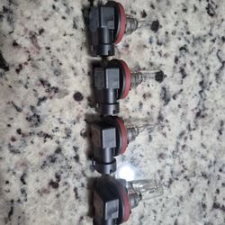 H11 And H9 Headlight Bulbs $20 For All 4