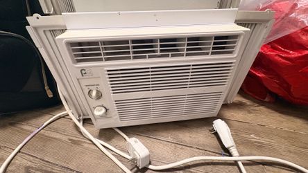 Frigidaire Window Air Conditioner 5,000 Btu I CAN DELIVER