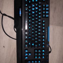 Logitech G910 Keyboard