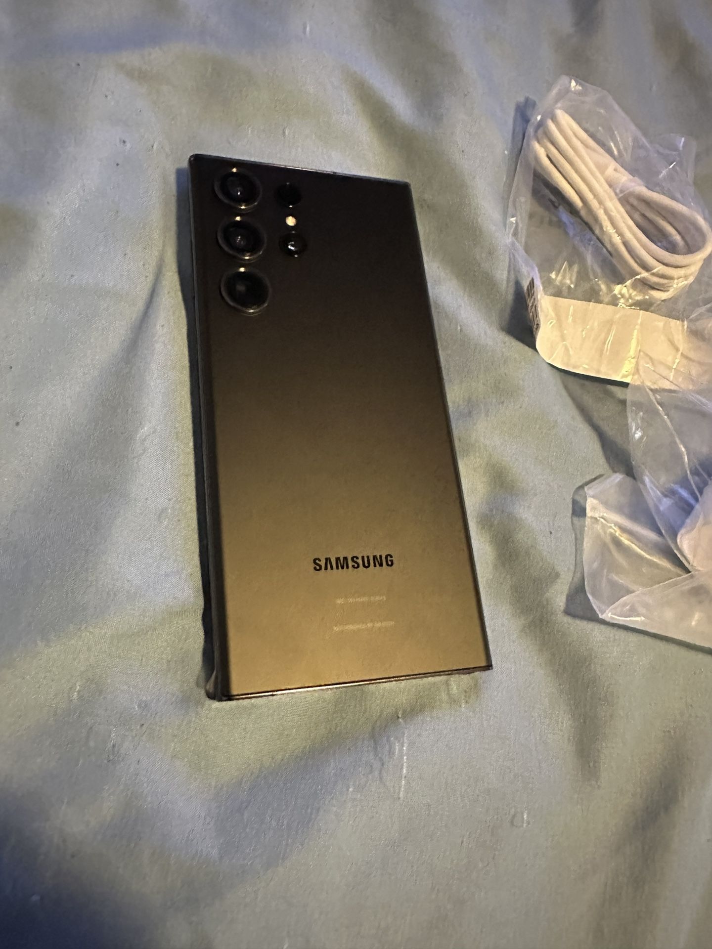 Brand New S23 Ultra Unlocked For All Carriers. Still In Plastic