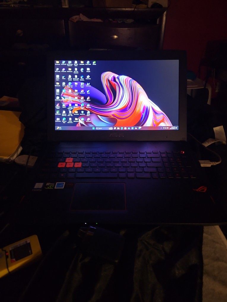 Asus Strix ROG GL502vmk Nvidia GEFORCE GTX 1060 Gpu 7th Gen 7 CpuUpgraded Win 11, 12GB RAM 256gb ssd 1tb Hdd Storage All Drivers and Bios Updated
