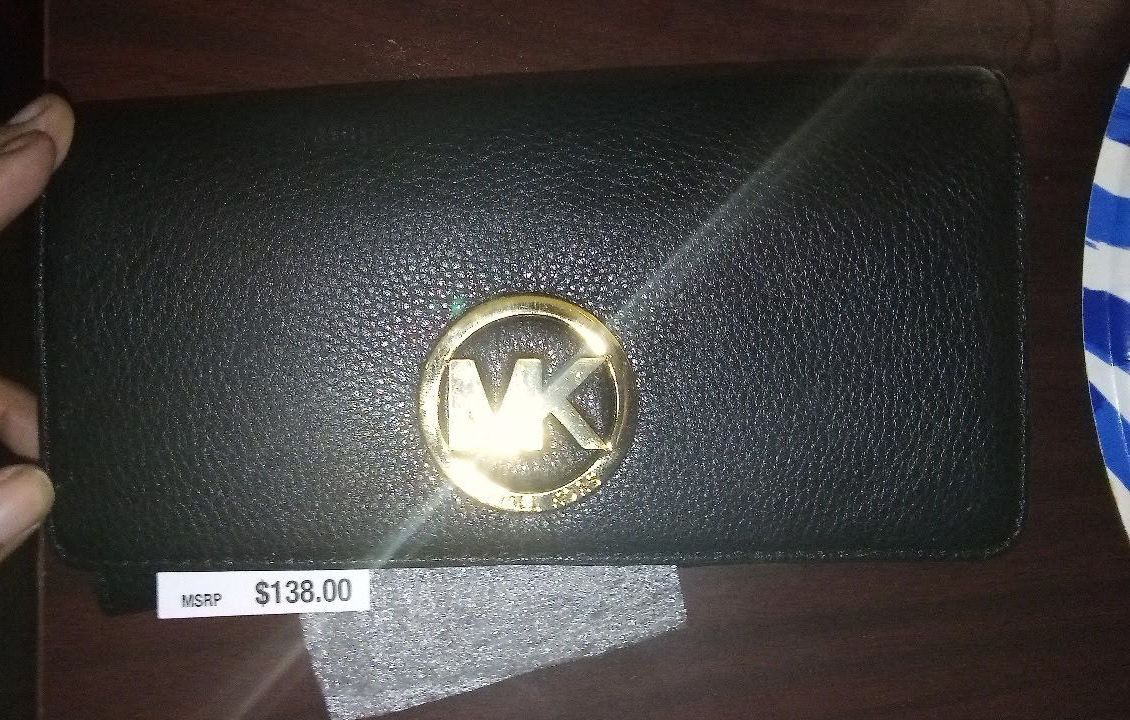 Michael Kors Women's Wallet 