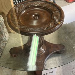 4 Ft Glass Top Dining Room Table 40.00