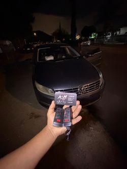 Car Keys N Remotes/ Llaves Con Control✅🔐