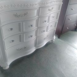 Beautiful White Dresser From Rooms To Go Asking 200 To Get Your Own Mirror