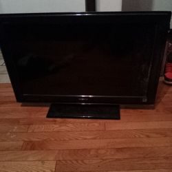 32" Sony Bravia TV Works Great 
