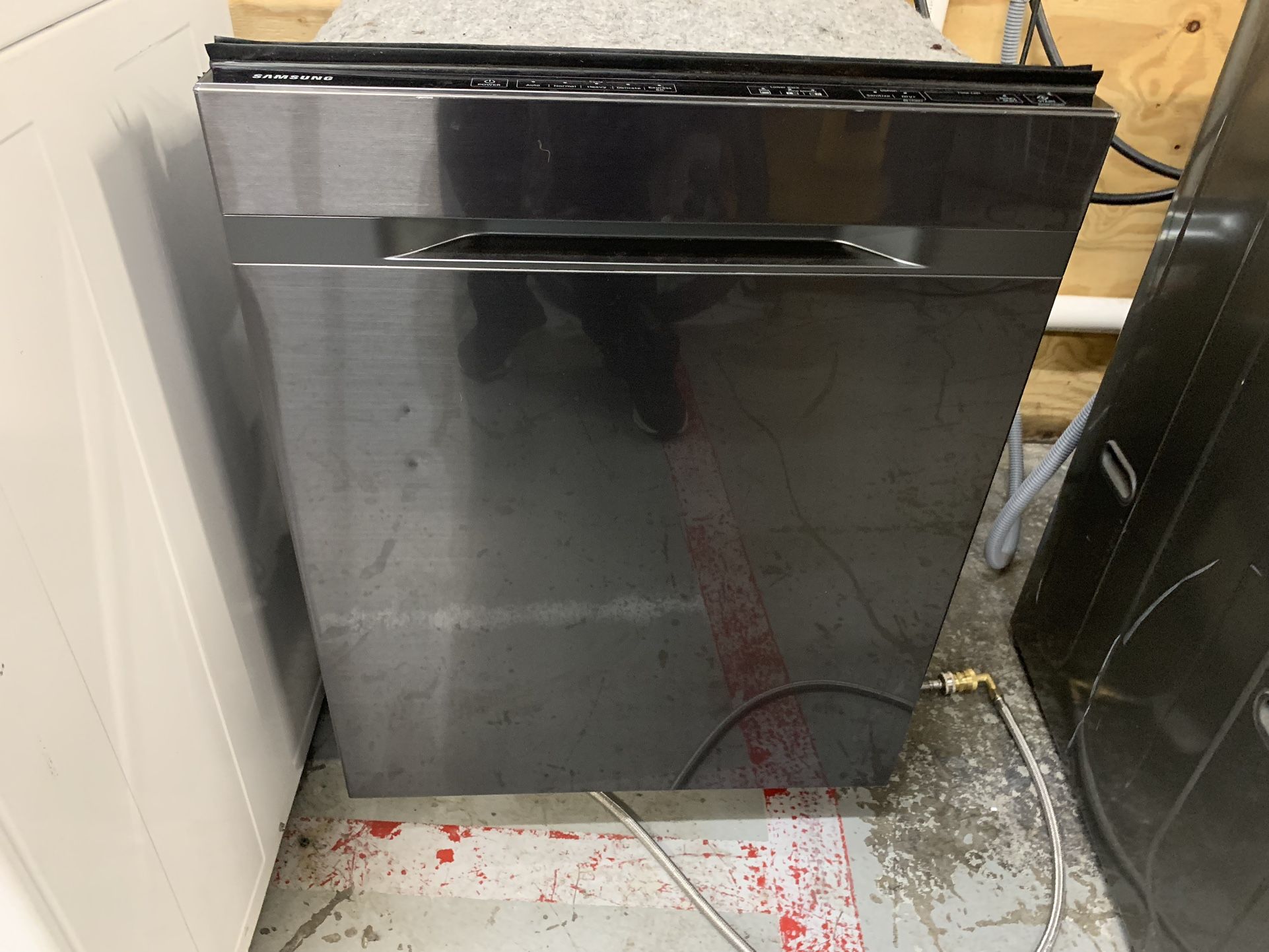 DISHWASHER