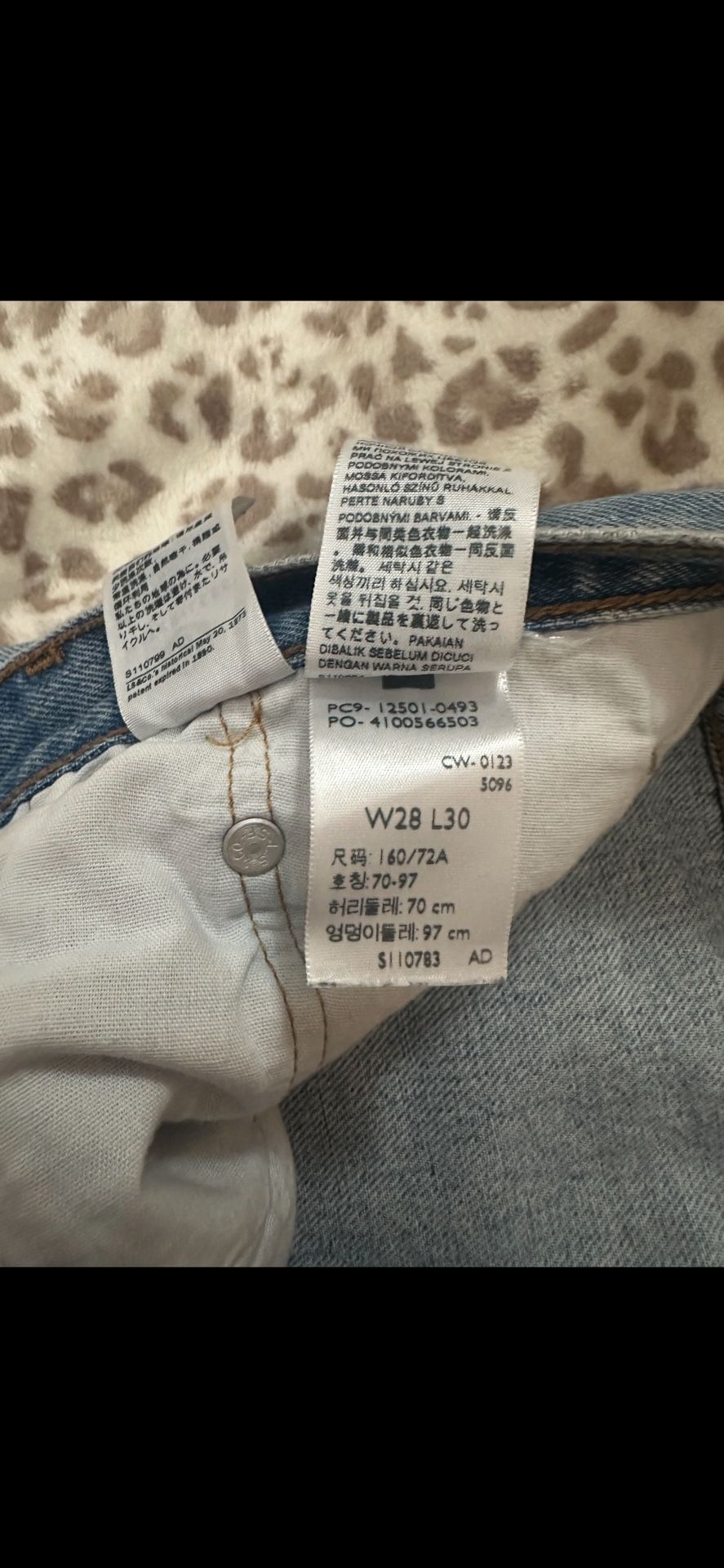 women’s levi jeans size w28 l30