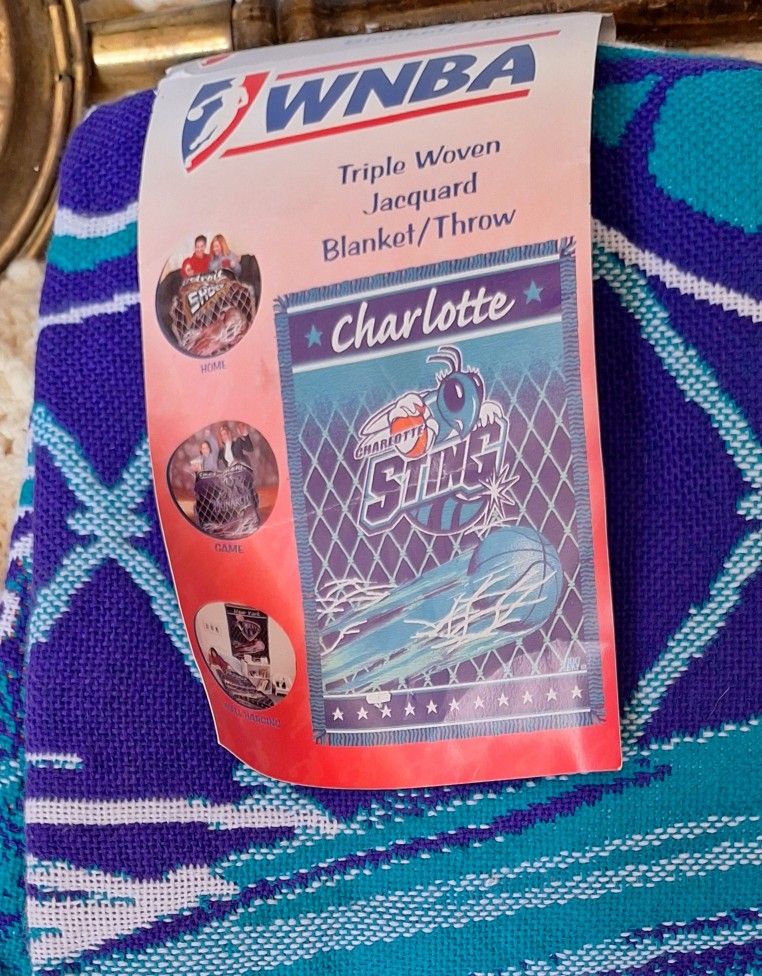 Charlotte Sting Throw Blanket