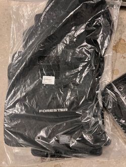 Subaru forester carpet floor mats new