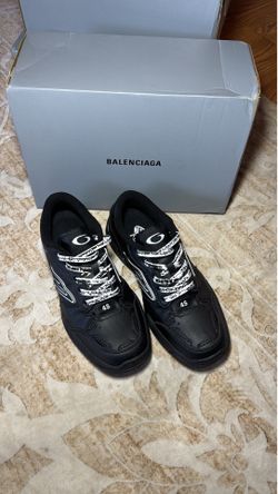Balenciaga Circuit Sneakers – Black – Size 45 (US 12)