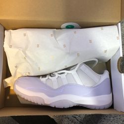 Jordan 11 Pure violets