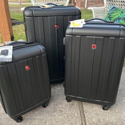 SwissGear 6297 Hardside Expandable Luggage with Spinner Wheels, Black, 3-Piece Set