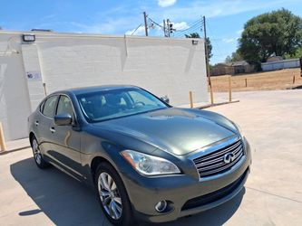 2013 INFINITI M