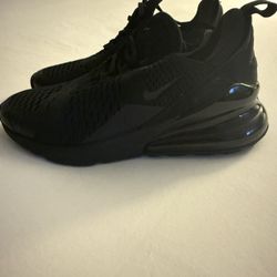 Nike Air Max 270 Size 4y