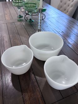 Vintage White Pyrex Bowls