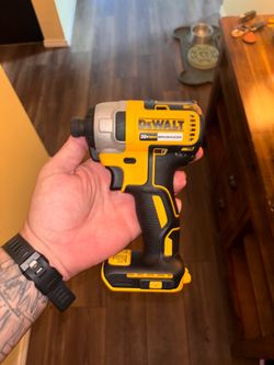Dewalt tools - LIKE NEW