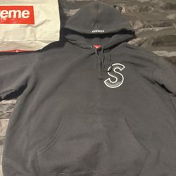 supreme hoodie