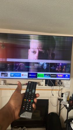 Flat screen HDMI smart tv