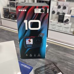 GoPro Hero 10 Bundle 