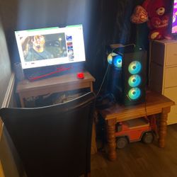 Pc Monitor , Camera , Headset ( Keyboard & Mouse Included) 