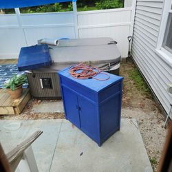 Looking To Trade JACUZZI  Hot Tub 