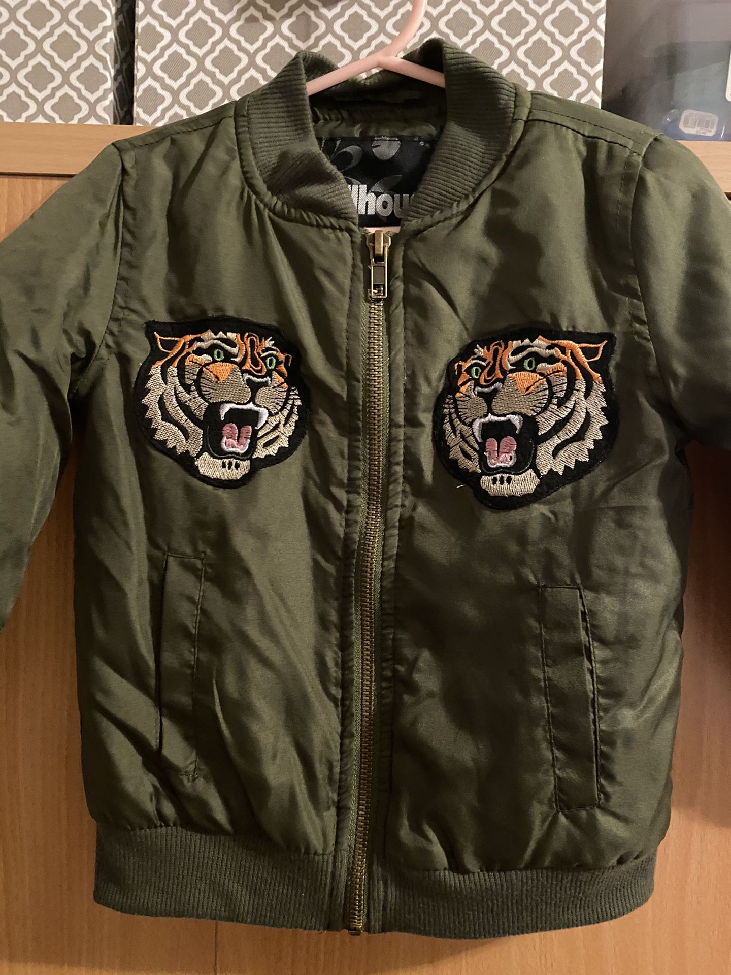Bomber jacket
