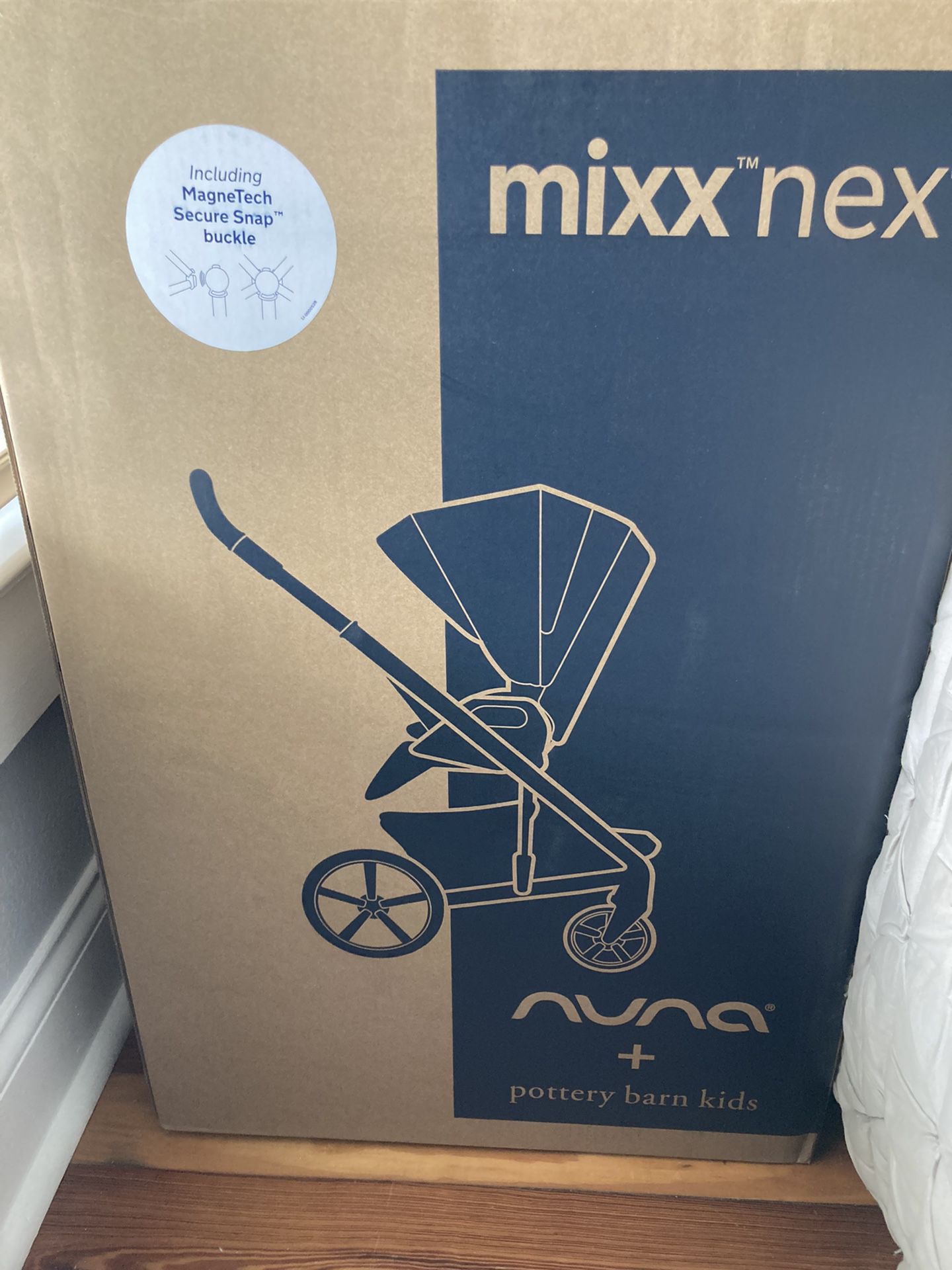 Nuna Mixx Baby stroller- Unopened 