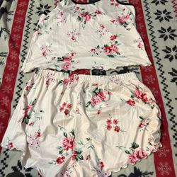 super soft pjs size large but fits a medium really well 