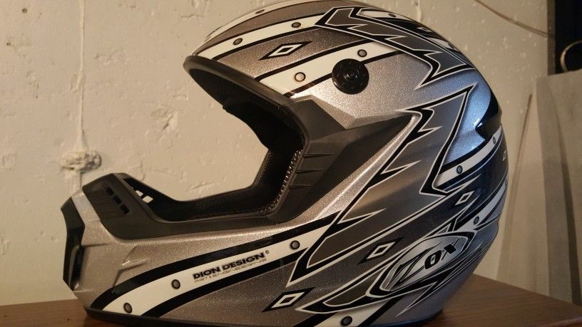 Dirt bike helmet Zox - dion design