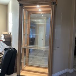 Display Case/Curio Cabinet