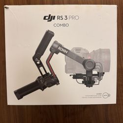 DJI - RS 3 Pro Combo 3-Axis Gimbal Stabilizer